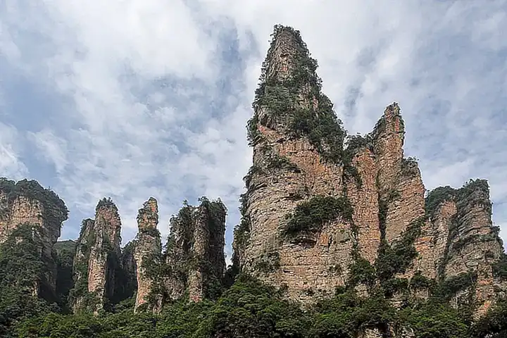 Anekdoten und Geschichten aus dem Wulingyuan