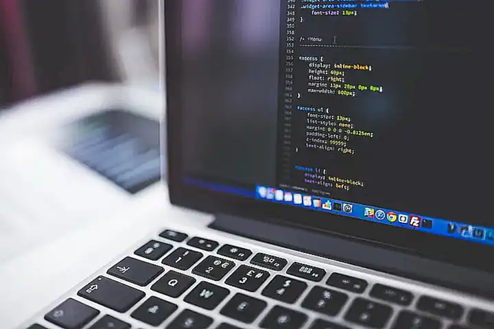 Software-Entwicklung und Programmierung
